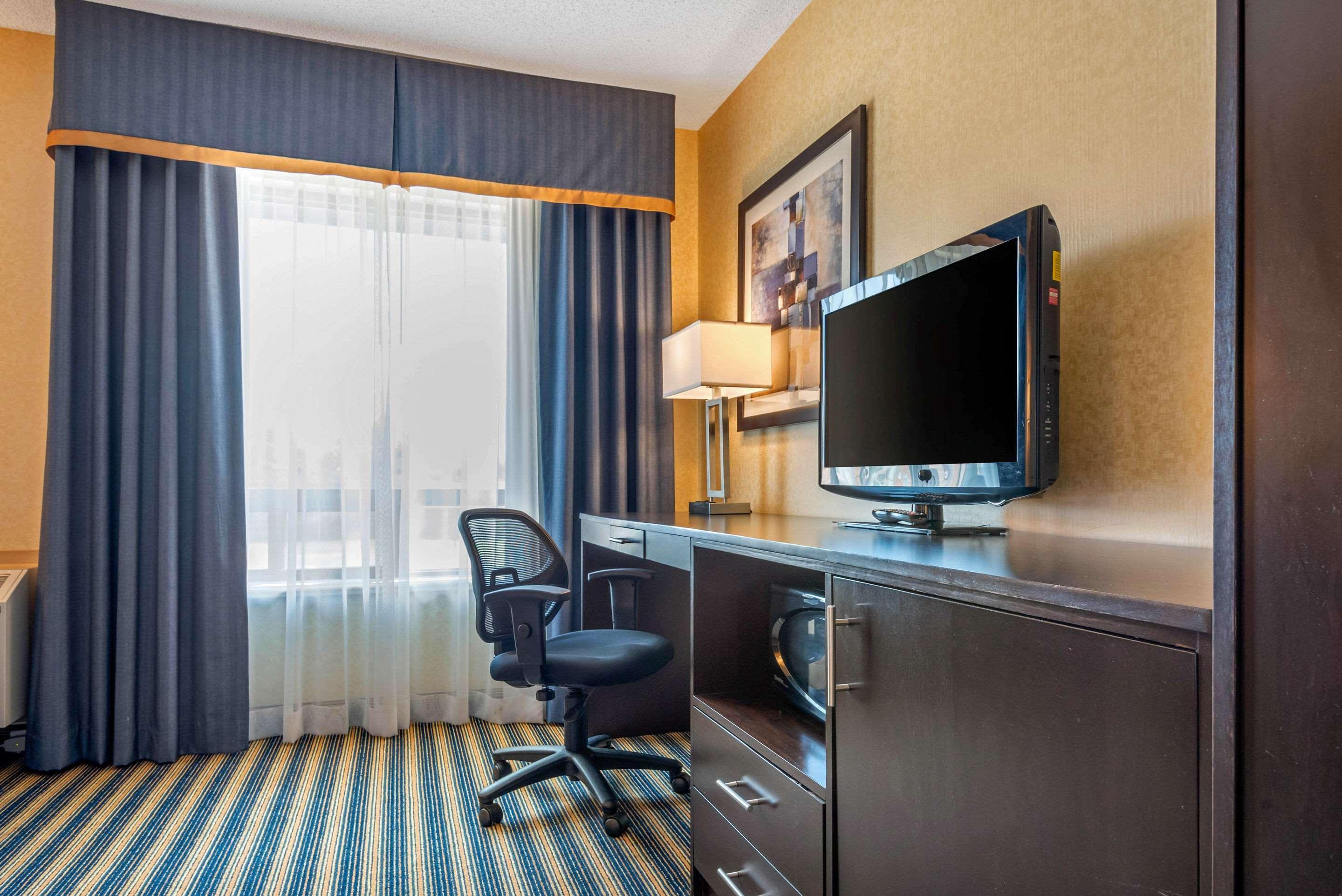 Comfort Inn Saint Thomas Luaran gambar